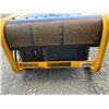 Image 8 : Dewalt Air Compressor With Tire Fill Attachment