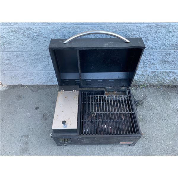 OnlyFire Grills - Smoker - Model: F-BRK6083-BK1