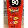 Image 2 : 90 Pcs 1.05KG Starburst & Skittles Packs