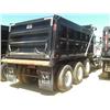 Image 3 : 2009 MACK GU713 TRI-AXLE DUMP