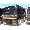 Image 3 : 2009 MACK GU713 TRI-AXLE DUMP