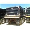 Image 3 : 2008 MACK GU713 TRI-AXLE DUMP