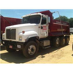 2003 INTERNATIONAL 5500 TRI-AXLE DUMP