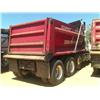 Image 2 : 2003 INTERNATIONAL 5500 TRI-AXLE DUMP