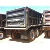Image 2 : 2001 MACK RD688S TRI-AXLE DUMP