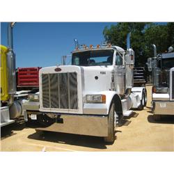 2005 PETERBILT 379 EXTENDED HOOD T/A TRUCK TRACTOR