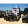 Image 2 : 1998 KENWORTH T800 TRI-AXLE TRUCK TRACTOR