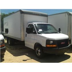 2004 GMC 3500 VAN TRUCK