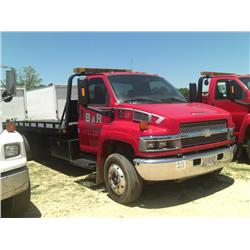 2004 CHEVROLET C5500 S/A ROLLBACK FLATBED