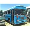 Image 1 : 1999 BLUEBIRD 44 PASSENGER BUS