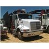 Image 1 : 1996 INTERNATIONAL EAGLE GRAPPLE TRUCK