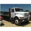 Image 1 : 1999 INTERNATIONAL 4900 S/A FLATBED
