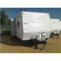 2006 GULF STREAM CAVALIER 8'X32' CAMPER TRAILER