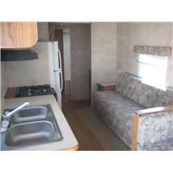 2005 GULF STREAM CAVALIER 8'X32' CAMPER TRAILER