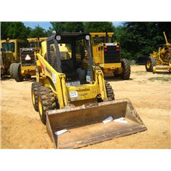 KOMATSU SK1020 SKID STEER LOADER