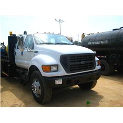 2000 FORD F750 WATER TRUCK