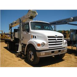 2000 STERLING S/A BOOM TRUCK