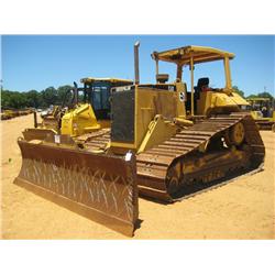 CAT D6M LGP CRAWLER TRACTOR