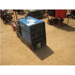 MILLER BOBCAT 225G WELDER