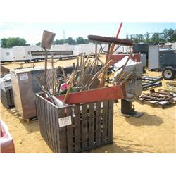 (1) LOT GARDEN TOOLS