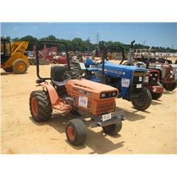 KUBOTA B6200 FARM TRACTOR