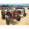 Image 1 : FORD 801 FARM TRACTOR