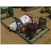 Image 1 : (1) LOT HAND SPRAYERS