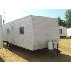 2006 GULF STREAM CAVALIER 8'X32' CAMPER TRAILER