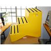 Image 1 : MARCHE EN PLASTIQUE 32"x22"x30" 500LBS CAP.
