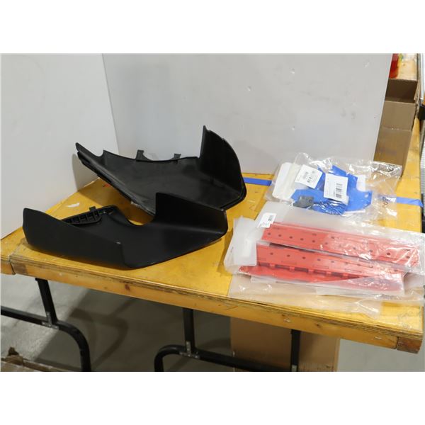 LOT DE PIÈCE EN PLASTIQUE ASST