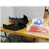 Image 1 : LOT DE PIÈCE EN PLASTIQUE ASST
