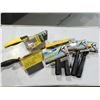 Image 1 : LOT DE GRATTOIRS (X4) ET TRUELLES (X2)