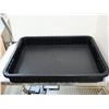 Image 1 : BAC EN PLASTIQUE DIVISABLE 22-1/2"x17-1/2"