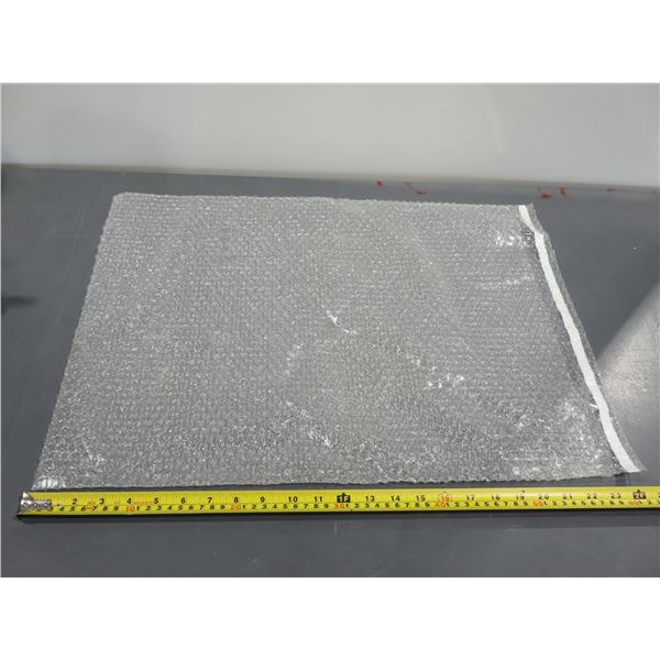 LOT DE +/- 100 ENVELOPPES BULLE 18"x23-1/2"x3/16"
