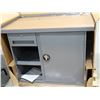 Image 1 : ÉTABLI MOBILE / CABINET DE TRAVAIL  MOD. MB-2-2542-MGY