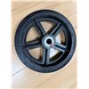 Image 1 : ROUE 12 X 2.5 PO EN CAOUTCHOUC MOULÉ AVEC MOYEU À ROULEMENT 1 PO