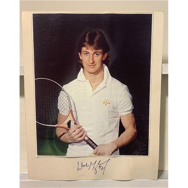 1983-84 W.Gretzky CNIB SIGNED Poster w/ Signatures