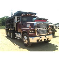 1989 FORD 9000 TRI-AXLE DUMP,