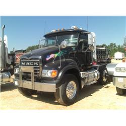 2006 MACK CU713 TRI-AXLE TRUCK TRACTOR,