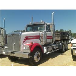2004 WESTERN STAR T/A TRUCK TRACTOR,