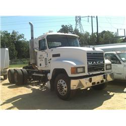 2001 MACK CH613 T/A TRUCK TRACTOR,