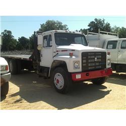1985 INTERNATIONAL F1954 T/A FLATBED,