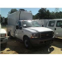 2004 FORD F350 S/A SERVICE TRUCK,