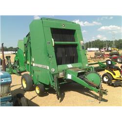 JOHN DEERE 466 ROUNG HAY BALER,
