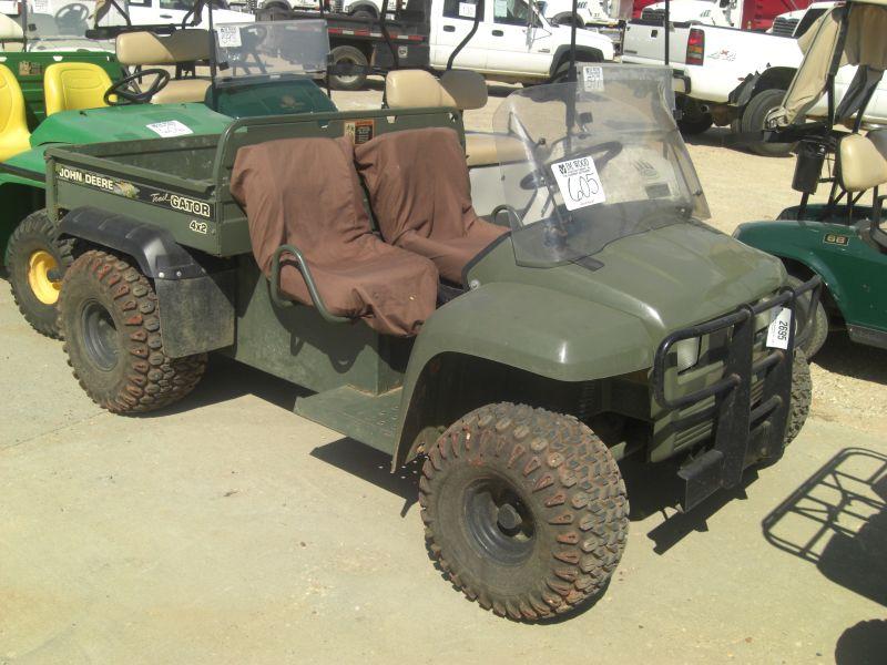 JOHN DEERE TRAIL GATOR 4X2,