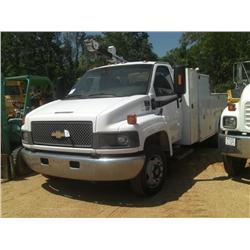 2003 CHEVROLET C5500 S/A SERVICE TRUCK,