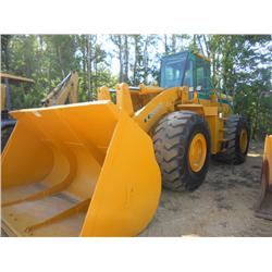 KAWASAKI KSS90Z WHEEL LOADER,