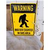 Image 2 : Cast Iron Bigfoot Sign