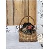 Image 2 : Chicken In A Basket Full Body Bird Taxidermy