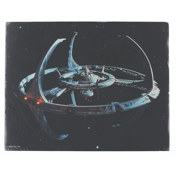 A Deep Space Nine TV Card from Zanart.